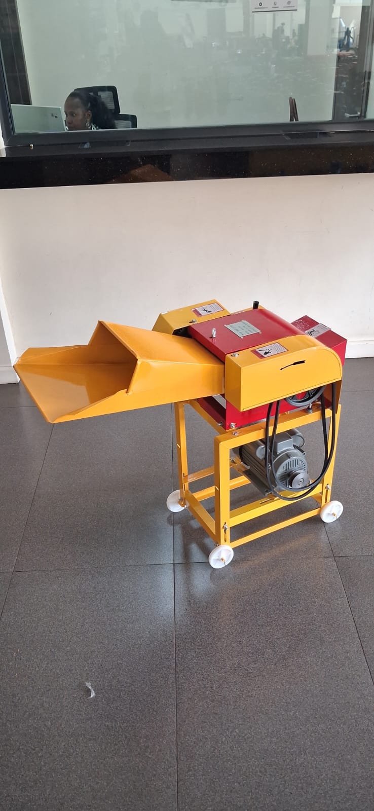 MCC300 Milano Italia High Speed Chopper Capacity 800-1200kgs/hr with 3hp motor @ 43,000