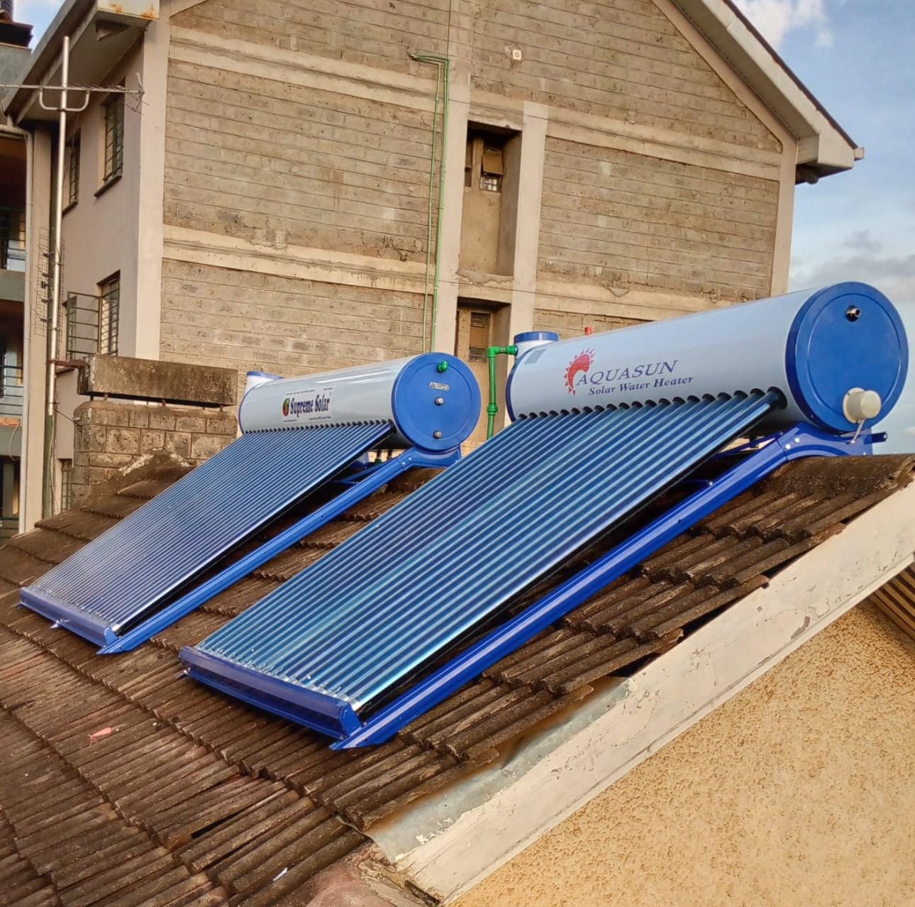 India made non pressurized SOLAR WATER HEATER AQUASUN 150ltrs