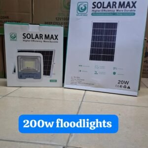 Solarmax floodlight 200watts with panel of 20watts