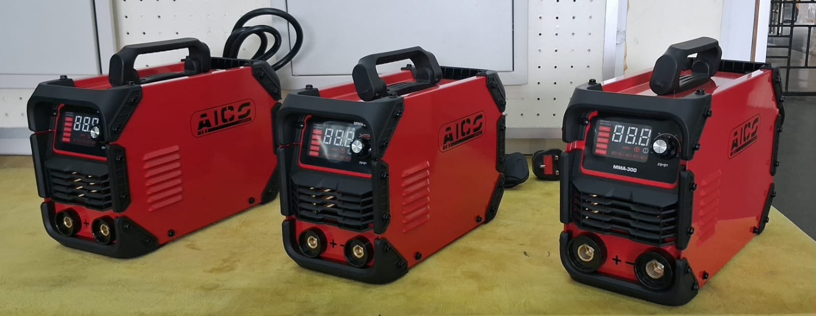 Aico Japan Portable welding machines MMA-300