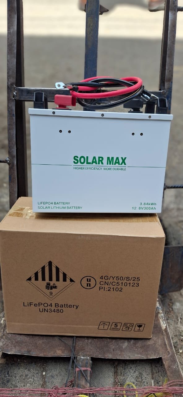 Solarmax LiFePo4 lithium battery 12.8v 300ah 3.84kwh