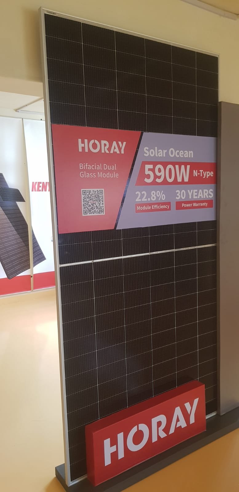 N type monocrystalline panel 590watts 36volts