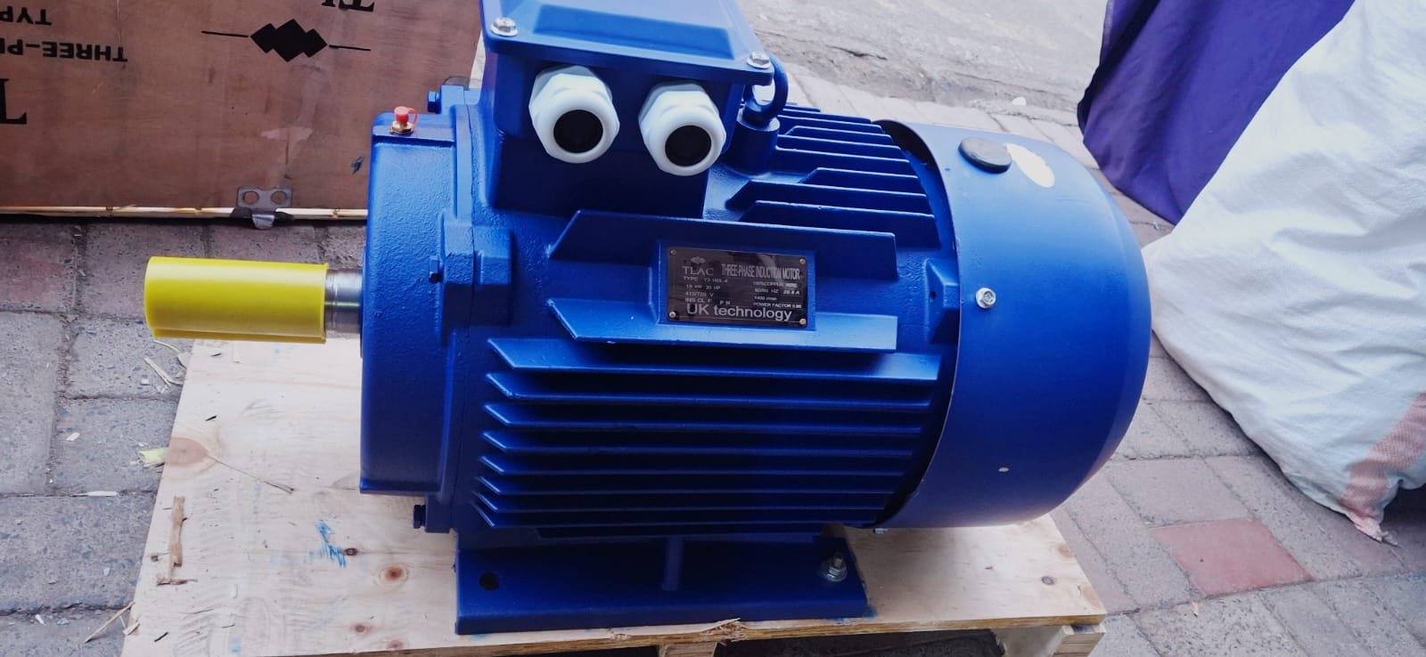 Astramilano Italy brand three 3phase electric motor 20HP LOW SPEED