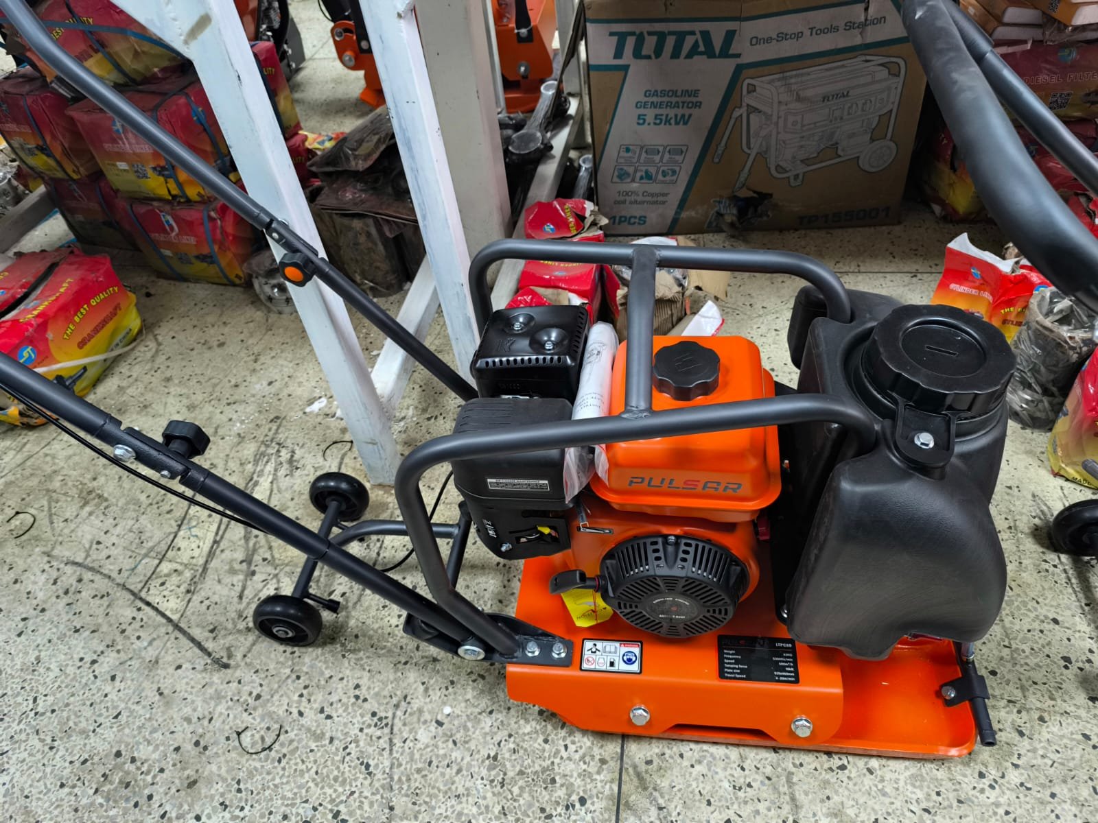 Plate compactor LTPC90 PULSAR- 83KG