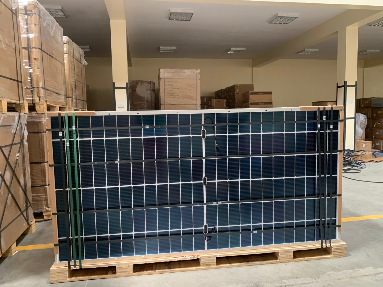 565watts bifacial pv solar panel