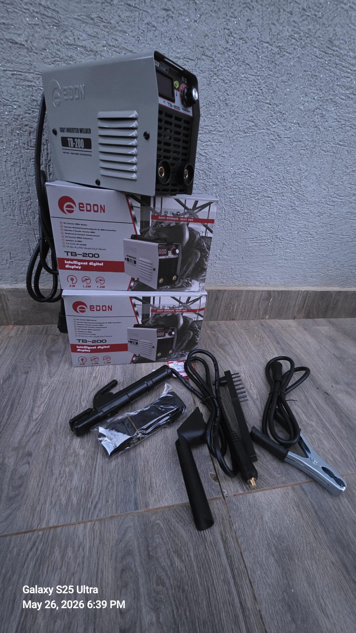 Edon TB200A welding machine