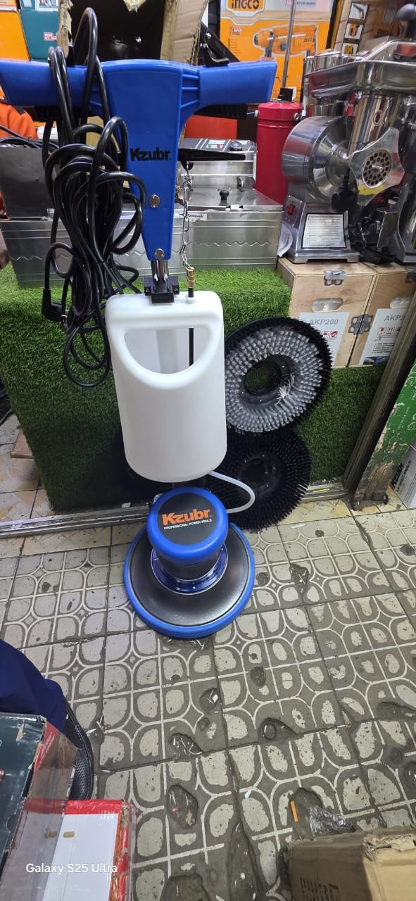 Kzubr floor scrubber machine