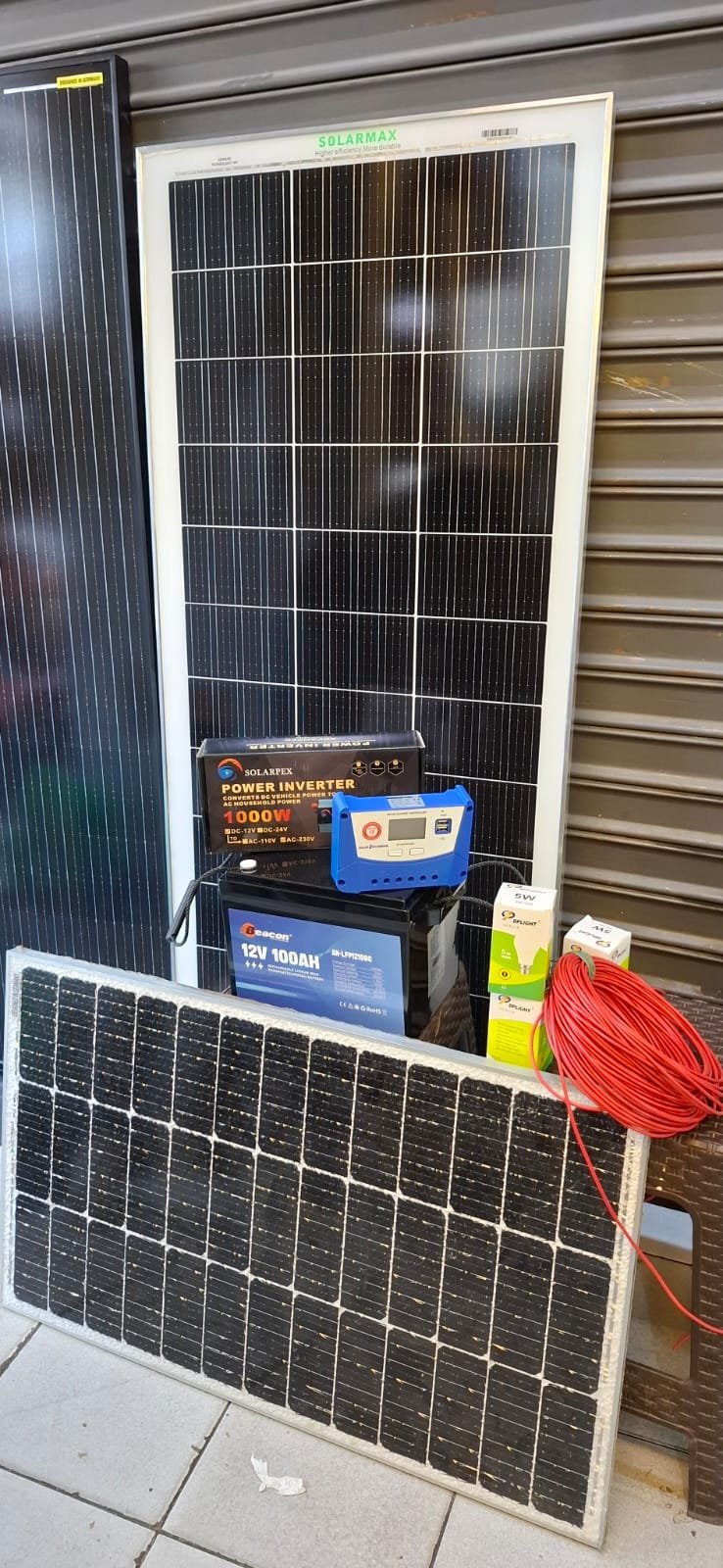 Lithium full kit with 300watts panel