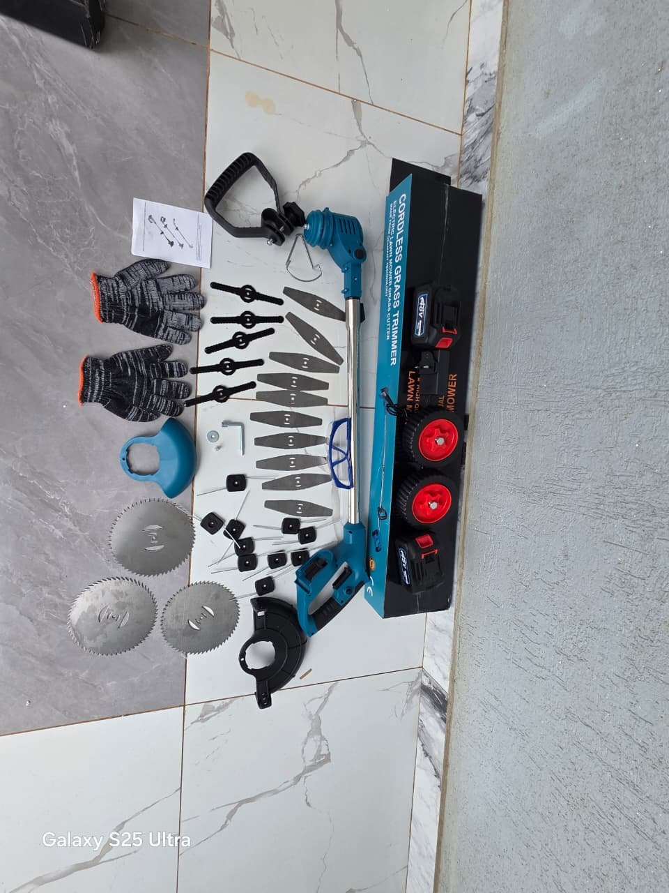 Makita cordless brushcutter