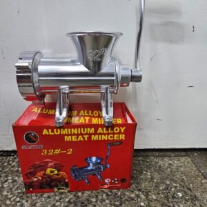 Manual meat mincer M32