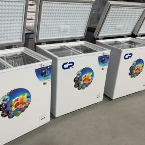 Gr dc Solar freezer 208Ltrs