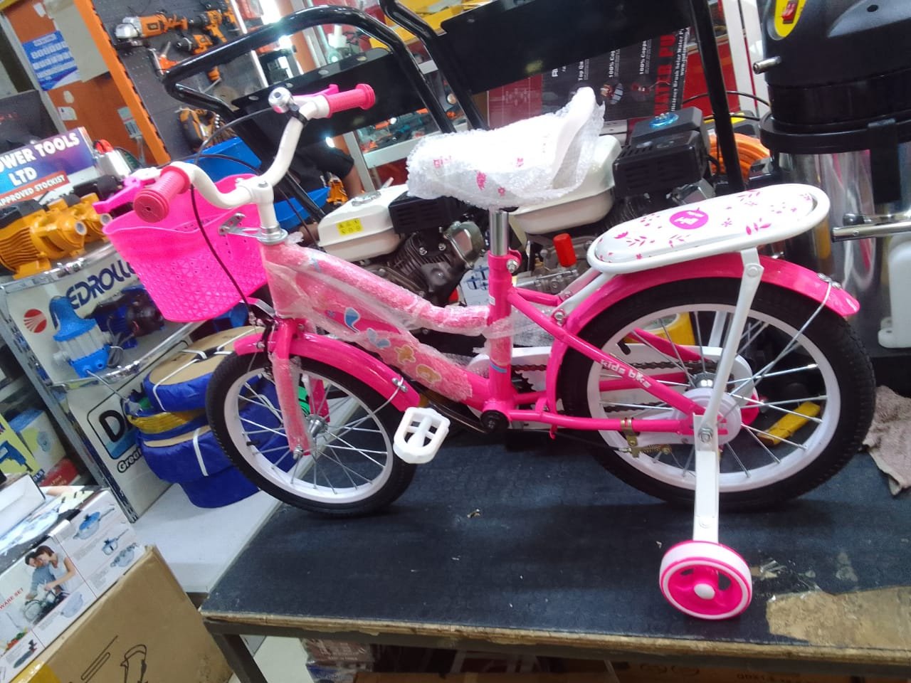 Pink Girls bike size 16