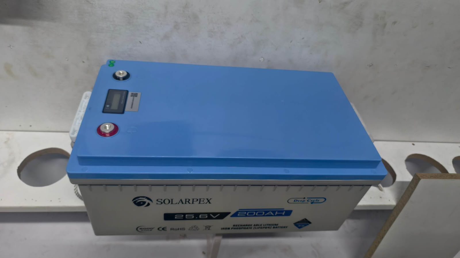 Solarpex rechargeable lithium iron phosphate LiFePo4 battery 100ah 25.6v